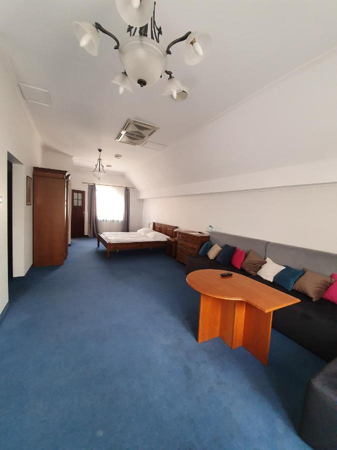 Apartamenty Viwaldi Елблаг Екстериор снимка